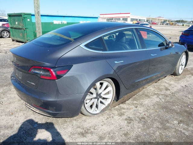 Продаж на аукціоні авто 2018 Tesla Model 3 Long Range/performance, vin: 5YJ3E1EBXJF064077, номер лоту: 44241290