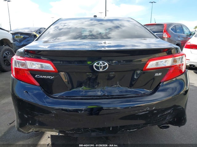 4T1BK1FK4EU547365 Toyota Camry Se V6