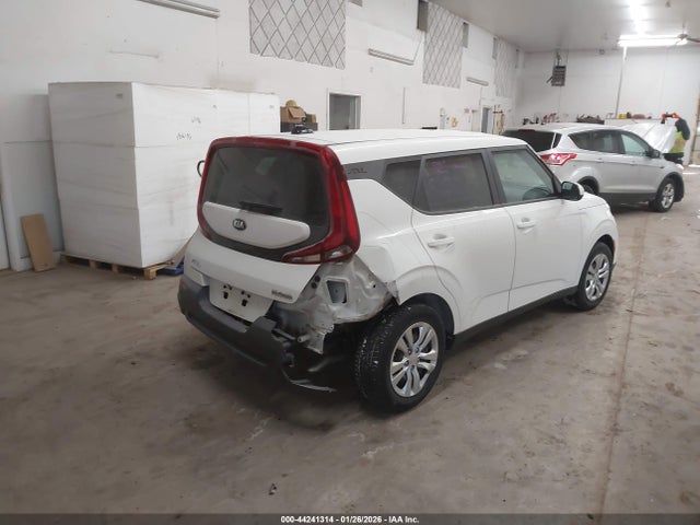 KNDJ23AU9L7702251 KIA SOUL LX