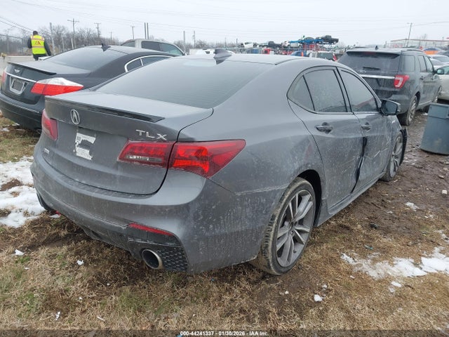 2018 ACURA TLX 19UUB2F63JA012076 Photo 3