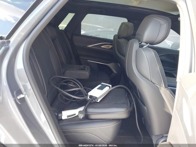 1GYKPMRK9PZ002622 Cadillac Lyriq Rwd Luxury