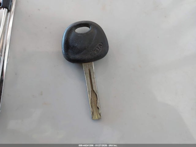 44241386 :رقم المزاد ، 5XYKTCA14BG121636 vin ، 2011 Kia Sorento Lx مزاد بيع
