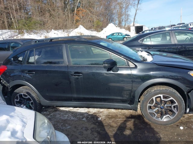 Продажа на аукционе авто 2017 Subaru Crosstrek 2.0i Limited, vin: JF2GPAKC3H8200442, номер лота: 44241398