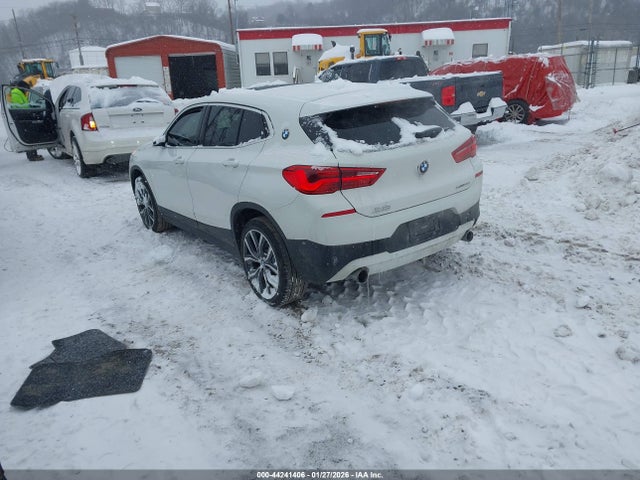 2019 BMW X2 WBXYJ5C53KEF82837 Photo 2