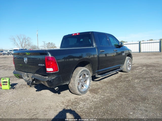 2017 RAM 1500 1C6RR7KGXHS717819 Photo 3