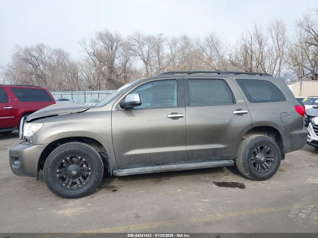 5TDJW5G18FS125381 Toyota Sequoia Limited 5.7l V8