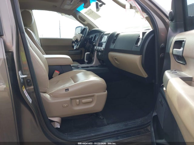 5TDJW5G18FS125381 Toyota Sequoia Limited 5.7l V8