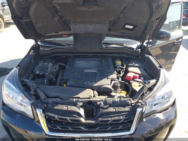 JF2SJGEC3JH553845 Subaru Forester 2.0xt Premium