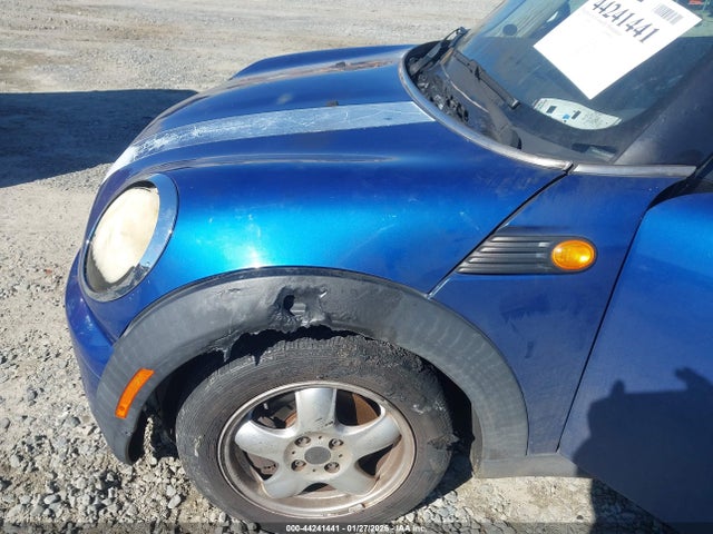 2008 MINI COOPER WMWMF33568TU68928 Photo 5
