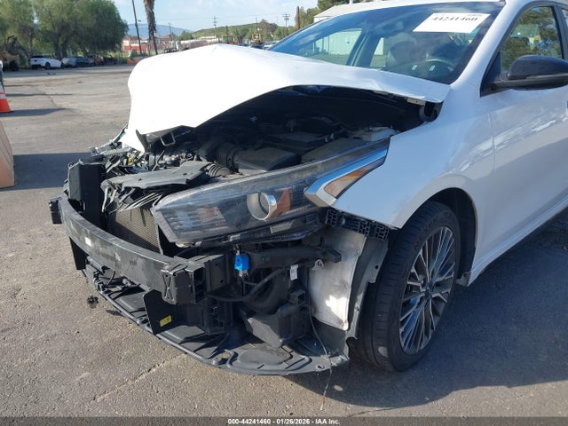 3KPF54AD5NE431257 KIA Forte Gt-line