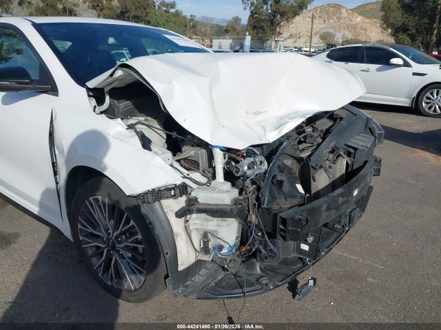 3KPF54AD5NE431257 KIA Forte Gt-line