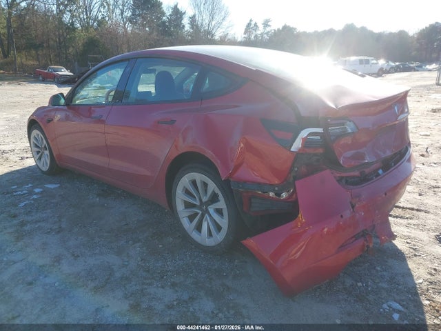 2022 TESLA MODEL 3 5YJ3E1EB0NF192351 Photo 2