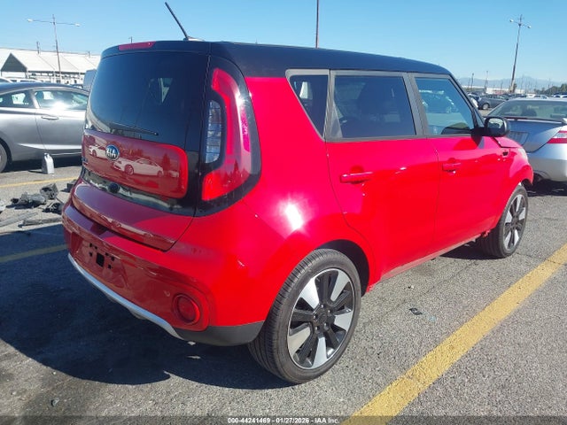 KNDJP3A53H7438672 KIA SOUL +