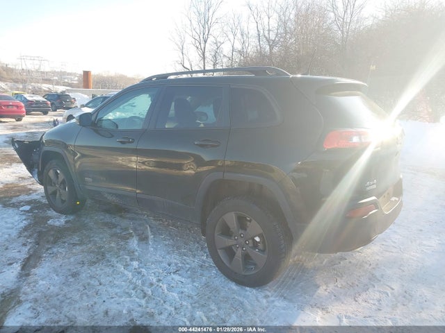 1C4PJMCS2GW239623 Jeep Cherokee 75th Anniversary