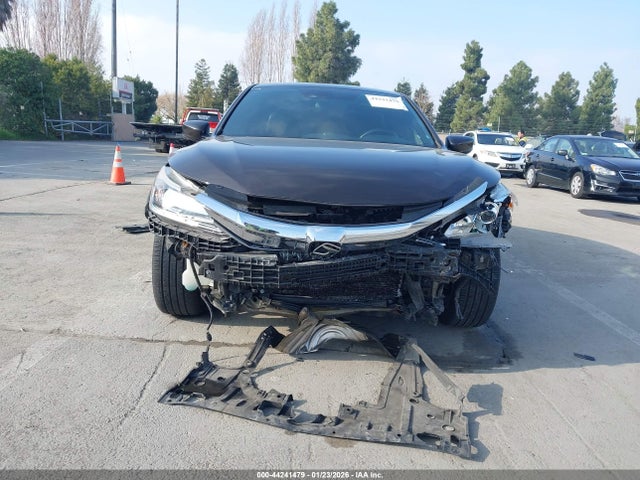 1HGCR2F62GA043125 Honda Accord Sport