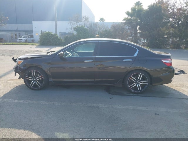 1HGCR2F62GA043125 Honda Accord Sport
