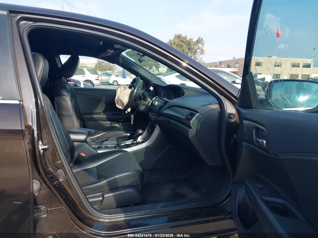 1HGCR2F62GA043125 Honda Accord Sport