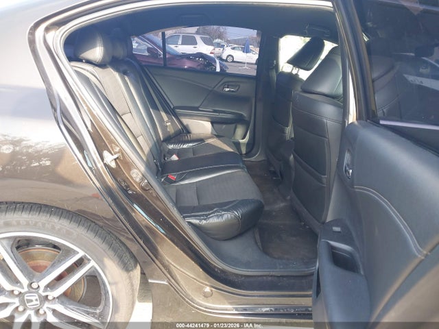 1HGCR2F62GA043125 Honda Accord Sport