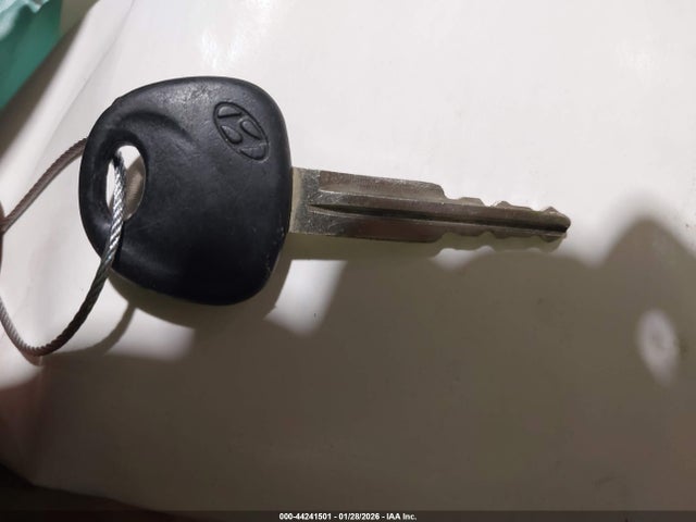 2005 HYUNDAI TUCSON KM8JN72D65U147899 Photo 10