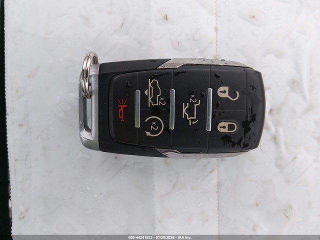 2021 RAM 1500 1C6SRFHM4MN704730 Photo 10