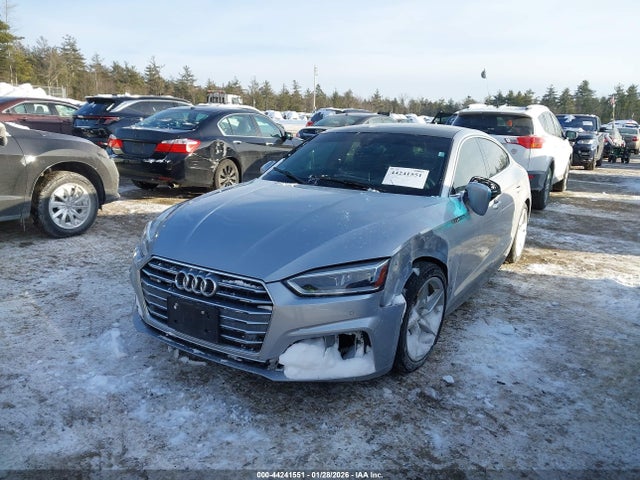 WAUENCF51KA010056 Audi A5 45 Premium