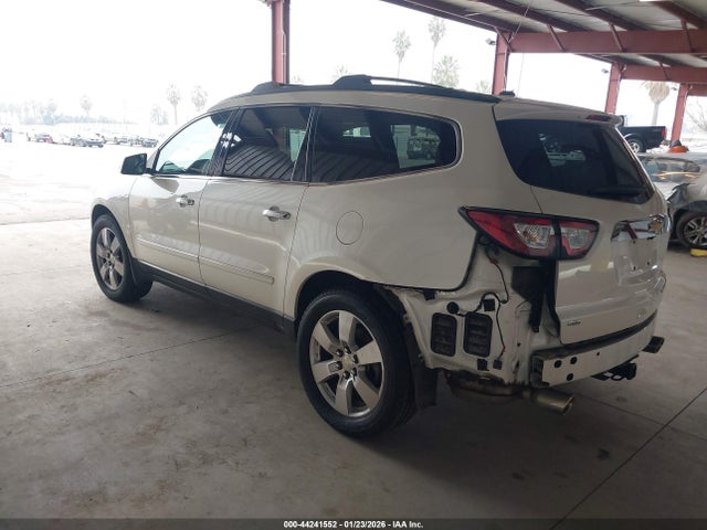 2014 CHEVROLET TRAVERSE 1GNKVJKD9EJ308440 Photo 2