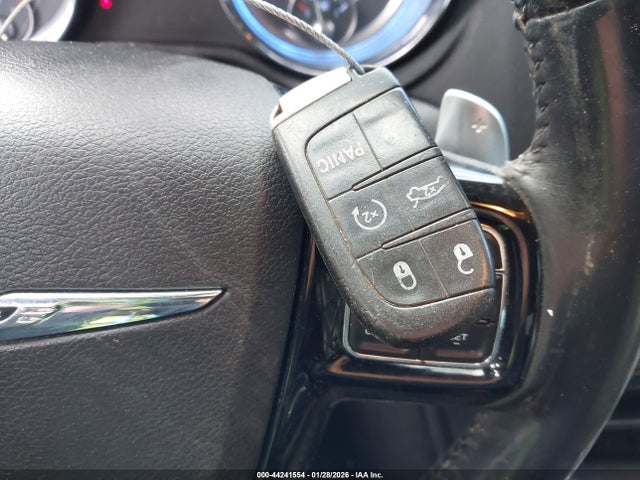 Продаж на аукціоні авто 2014 Chrysler 300 300s, vin: 2C3CCAGG8EH352876, номер лоту: 44241554