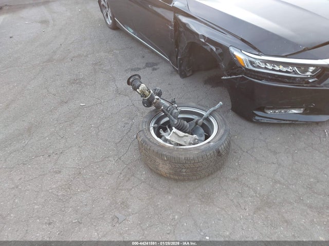 1HGCV1F43JA010131 Honda ACCORD EX
