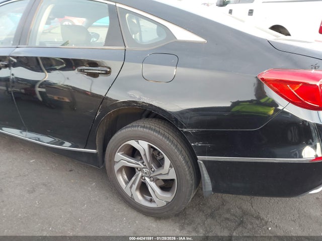 1HGCV1F43JA010131 Honda ACCORD EX