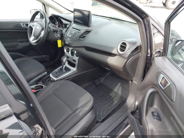 3FADP4BJ4FM219775 Ford FIESTA SE