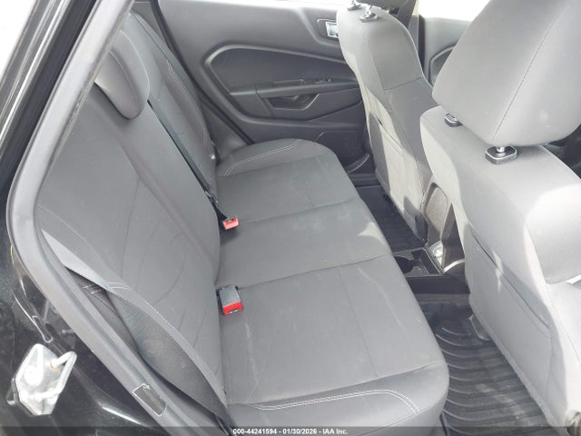 3FADP4BJ4FM219775 Ford FIESTA SE