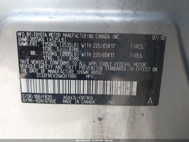 2T3ZFREV2GW301986 Toyota RAV4 LE