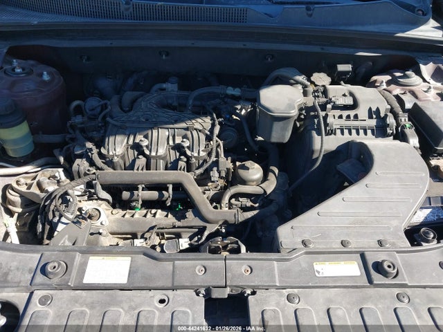 44241632 :رقم المزاد ، 5XYKU4A24BG052376 vin ، 2011 Kia Sorento Ex V6 مزاد بيع
