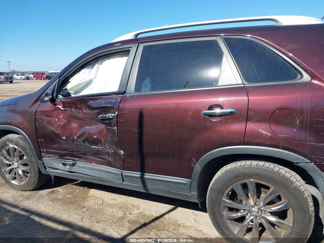 44241632 :رقم المزاد ، 5XYKU4A24BG052376 vin ، 2011 Kia Sorento Ex V6 مزاد بيع