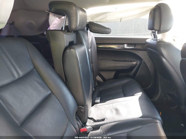 44241632 :رقم المزاد ، 5XYKU4A24BG052376 vin ، 2011 Kia Sorento Ex V6 مزاد بيع