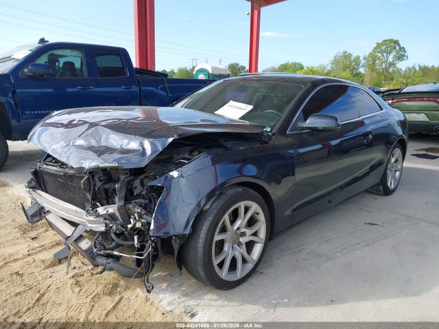 44241669 :رقم المزاد ، WAUCFAFR9CA034408 vin ، 2012 Audi A5 2.0t Premium مزاد بيع