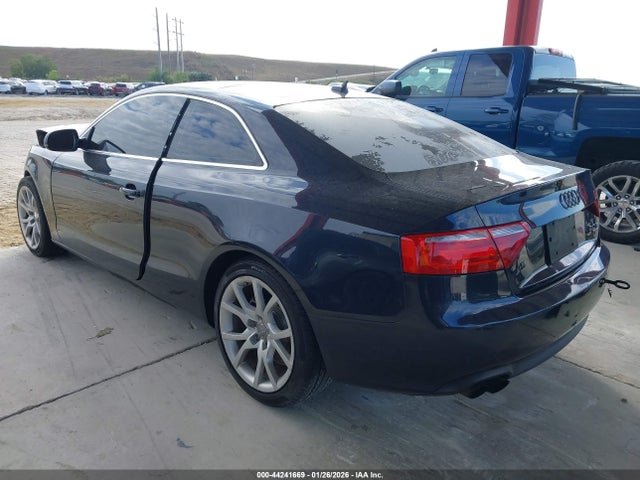 44241669 :رقم المزاد ، WAUCFAFR9CA034408 vin ، 2012 Audi A5 2.0t Premium مزاد بيع