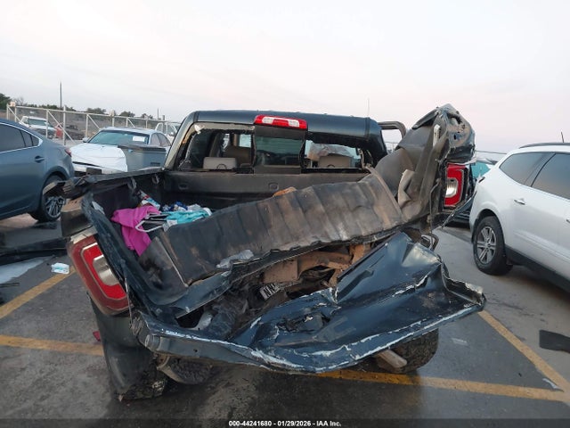 3GTU2NEC0HG443395 GMC Sierra 1500 Slt