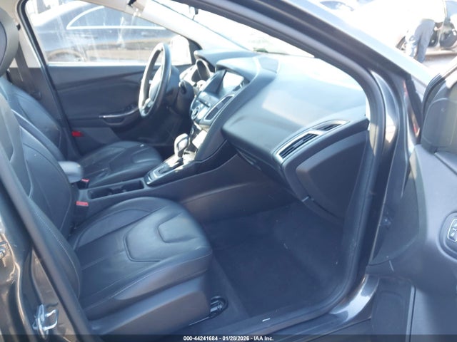 Продажа на аукционе авто 2018 Ford Focus Titanium, vin: 1FADP3N25JL242765, номер лота: 44241684