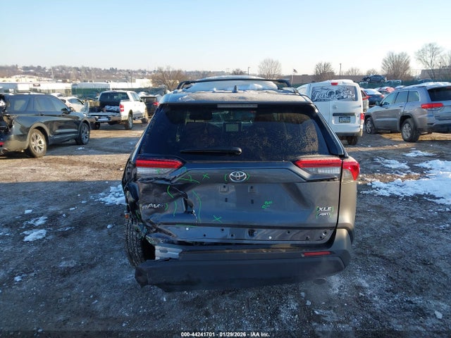 2T3P1RFV6SC505365 Toyota Rav4 Xle