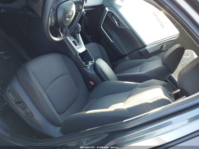 2T3P1RFV6SC505365 Toyota Rav4 Xle