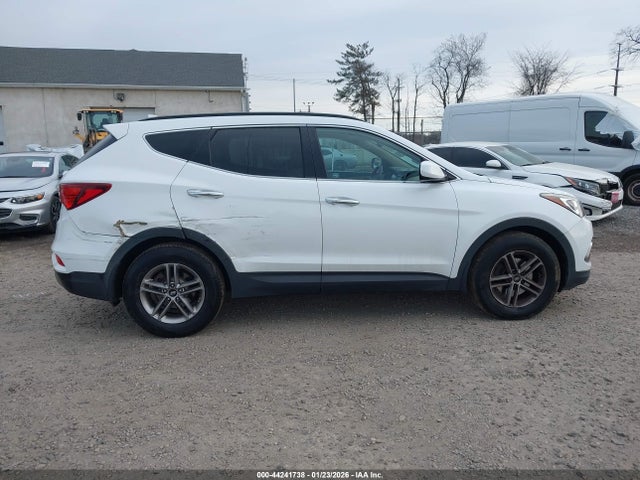 Продаж на аукціоні авто 2017 Hyundai Santa Fe Sport 2.4l, vin: 5NMZUDLB0HH007591, номер лоту: 44241738