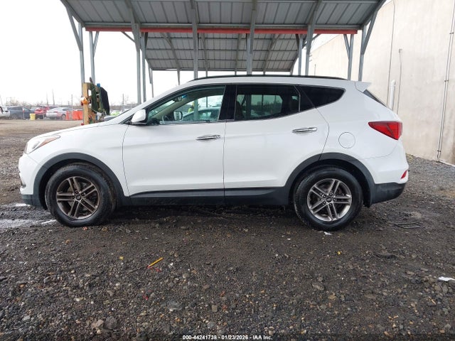 Продаж на аукціоні авто 2017 Hyundai Santa Fe Sport 2.4l, vin: 5NMZUDLB0HH007591, номер лоту: 44241738