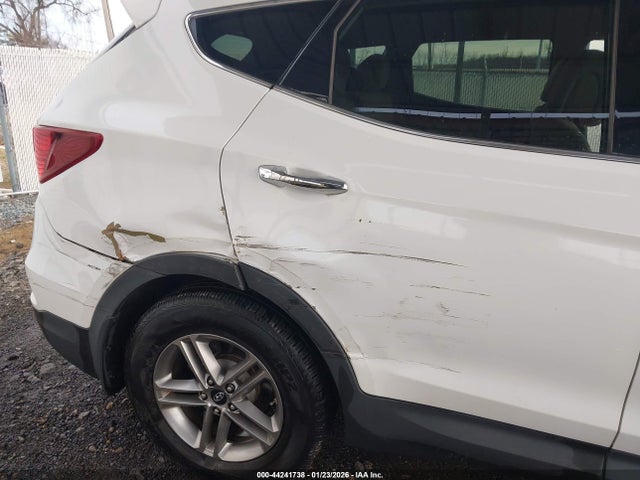 Продаж на аукціоні авто 2017 Hyundai Santa Fe Sport 2.4l, vin: 5NMZUDLB0HH007591, номер лоту: 44241738