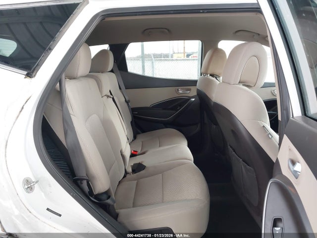 Продаж на аукціоні авто 2017 Hyundai Santa Fe Sport 2.4l, vin: 5NMZUDLB0HH007591, номер лоту: 44241738