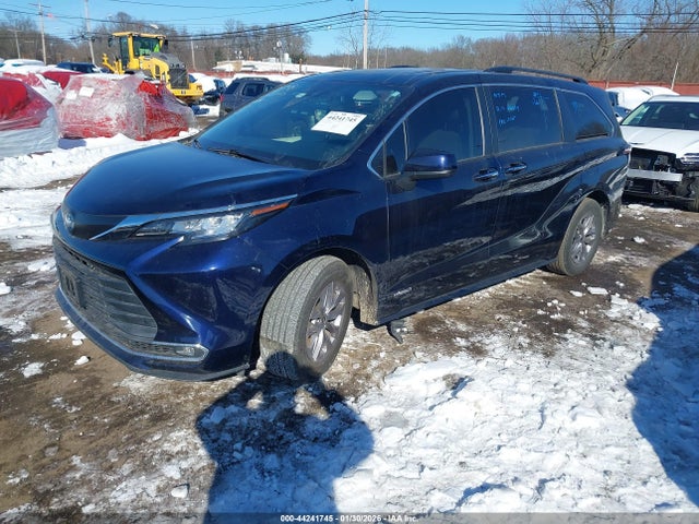 2021 TOYOTA SIENNA 5TDYRKEC7MS049285 Photo 1