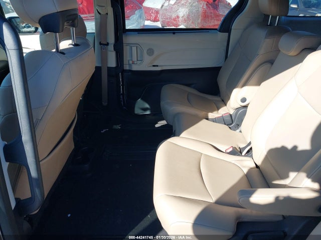 2021 TOYOTA SIENNA 5TDYRKEC7MS049285 Photo 7