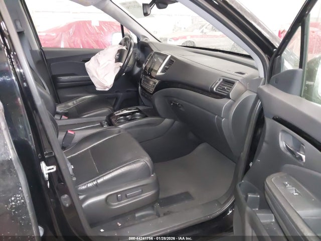 5FNYF6H01HB002894 Honda Pilot Elite