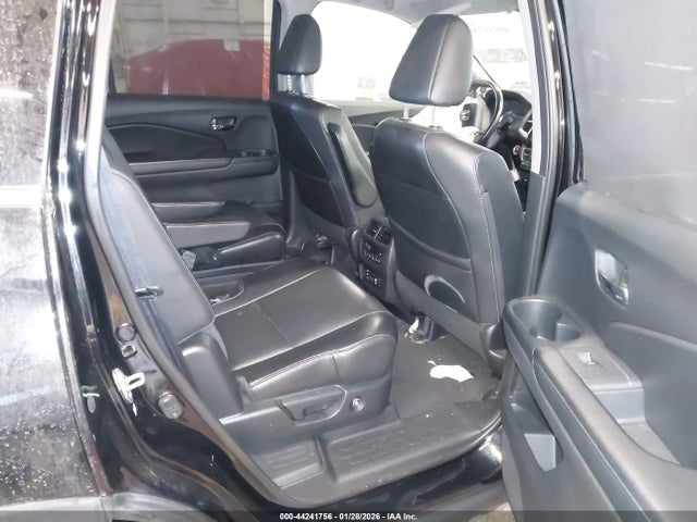 5FNYF6H01HB002894 Honda Pilot Elite