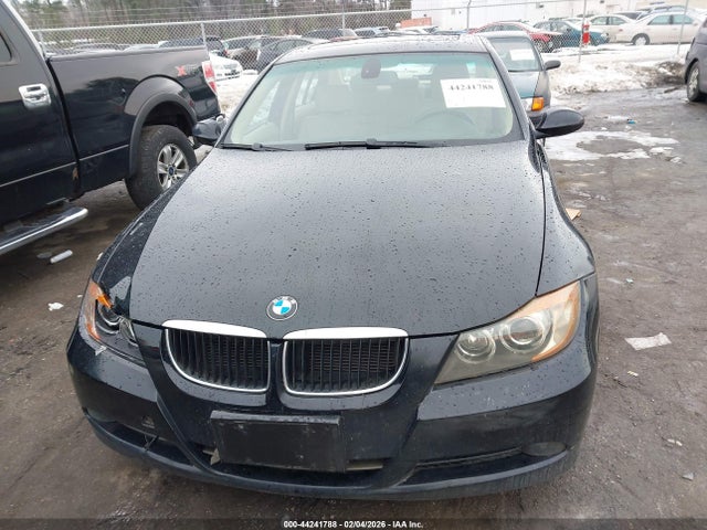 44241788 :رقم المزاد ، WBAVB13526PS66002 vin ، 2006 Bmw 325i مزاد بيع